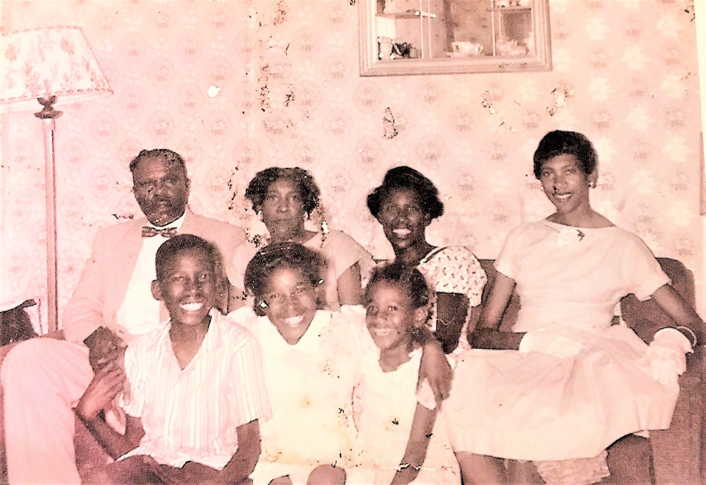 JOAN MELTON'S FAMILY - with SIBLINGS and PARENTS